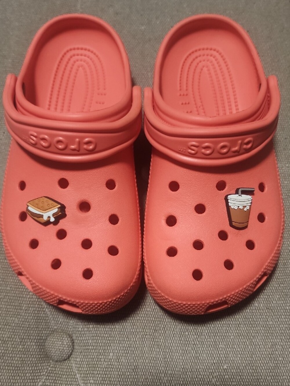 CROCS Classic Clog Rare shade of orange with Fun Charms, M4 W6